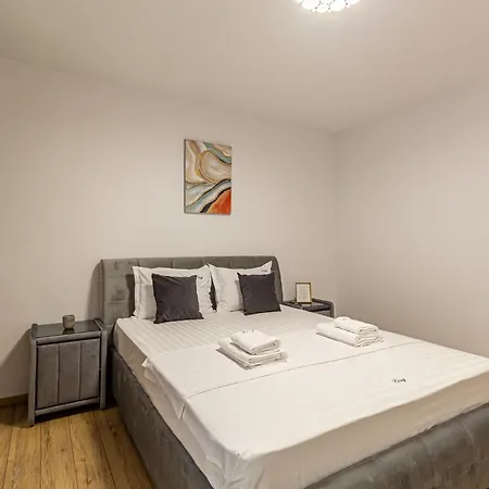 Apartment Deluxe Cozy - Address Bucharest