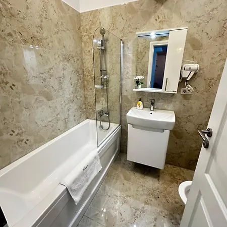 Deluxe Cozy - Address Appartement Boekarest