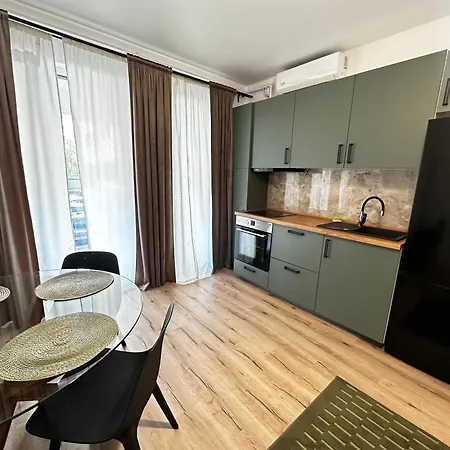 Deluxe Cozy - Address