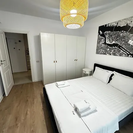 Apartment Deluxe Cozy - Address Bucharest