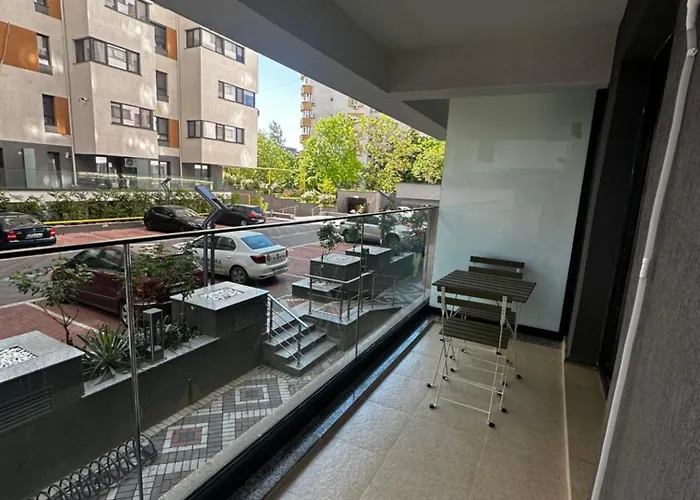 Deluxe Cozy - Address