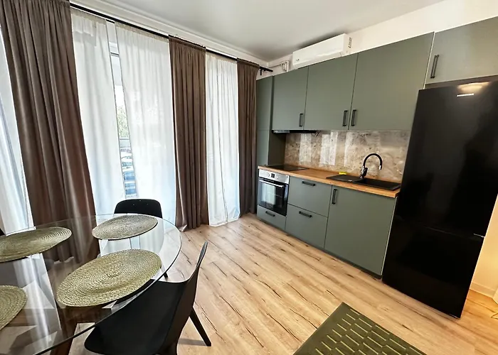 Deluxe Cozy - Address