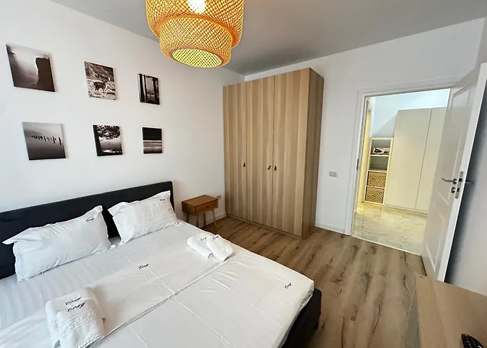 Deluxe Cozy - Address * ブカレスト