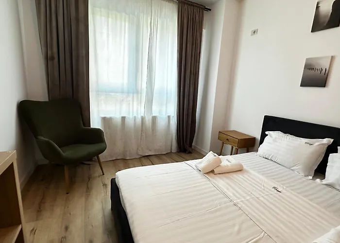 Deluxe Cozy - Address