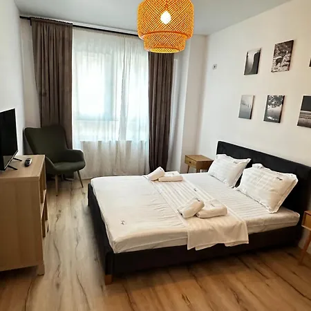 Deluxe Cozy - Address